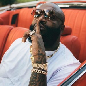 Meet your Posher, Javon